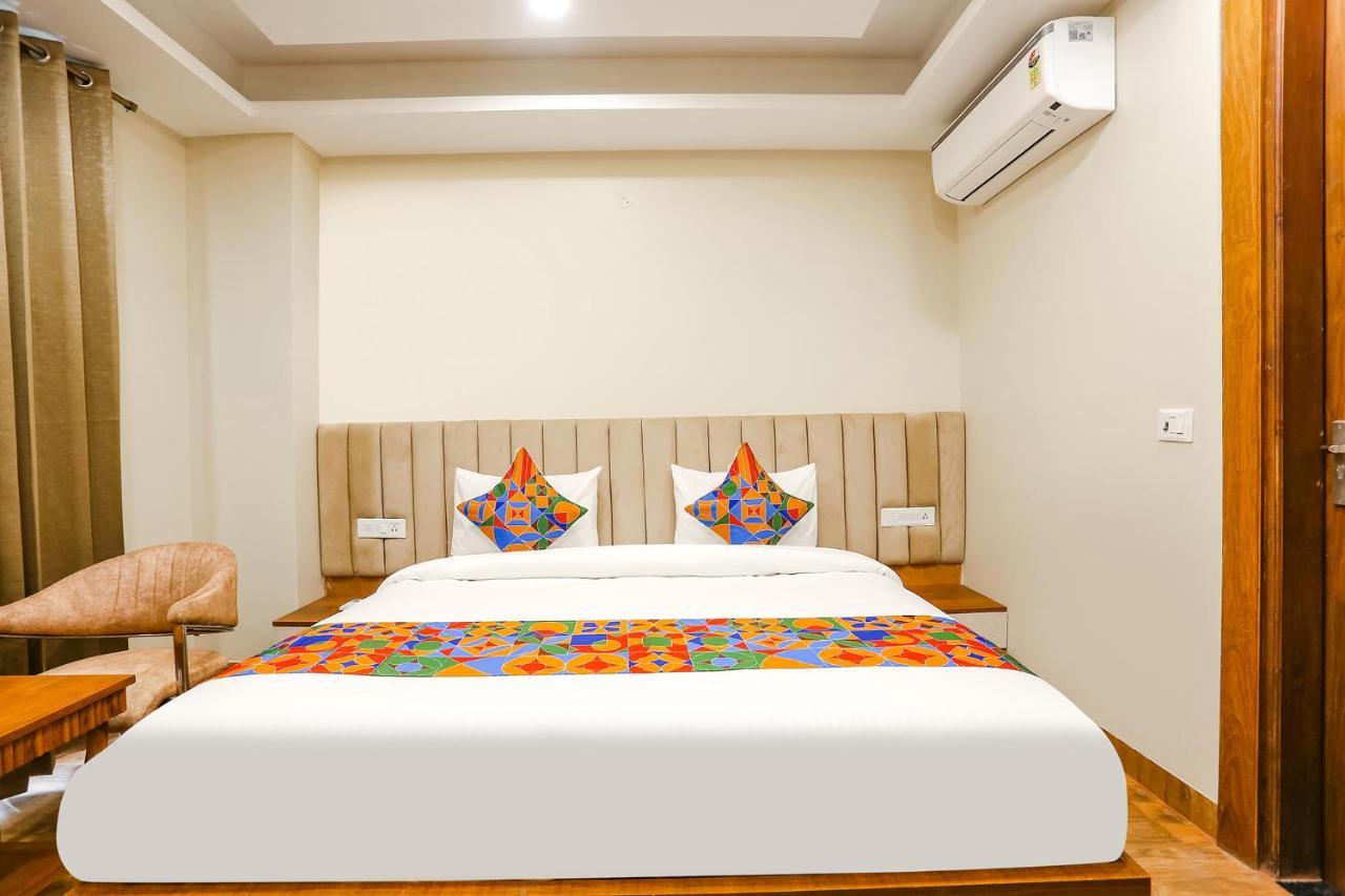 Fabhotel Raahi Retreat Gurgaon Exterior foto